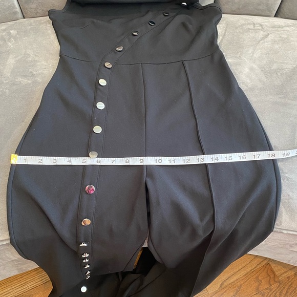 Sexy Black Jumpsuit (Kiwi Boutique) - Picture 10 of 12